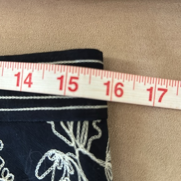 ANN TAYLOR. Navy, A-line Mini Skirt with White Thread Embroidery. Sz 8P.… - Picture 8 of 8